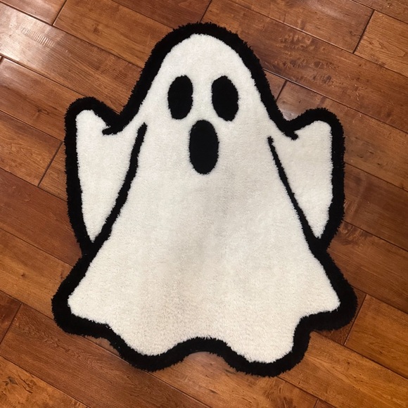 Ghost Shaped Rug - Picture 1 of 2